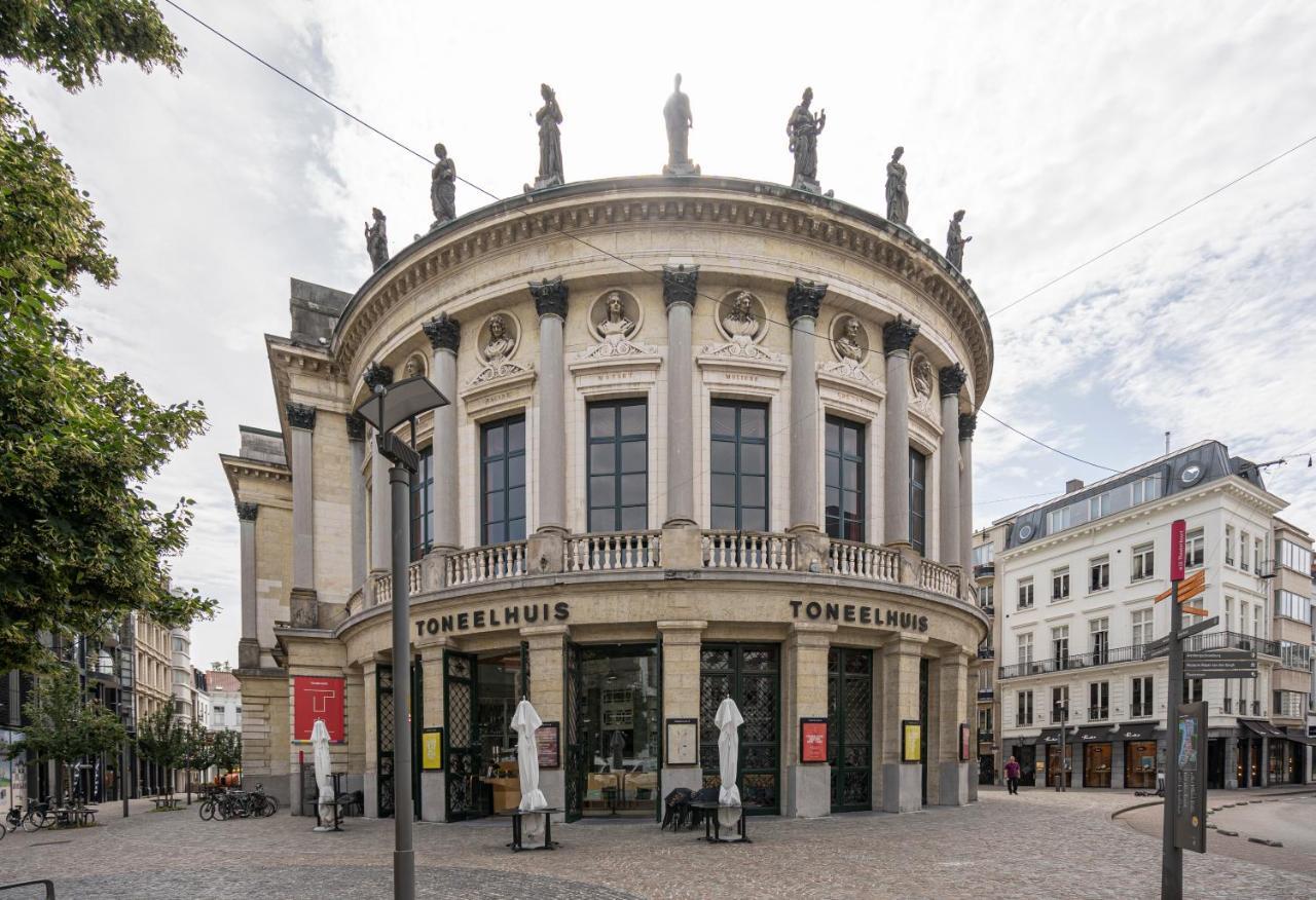Shway - The Red With Pearls Appartement Antwerpen